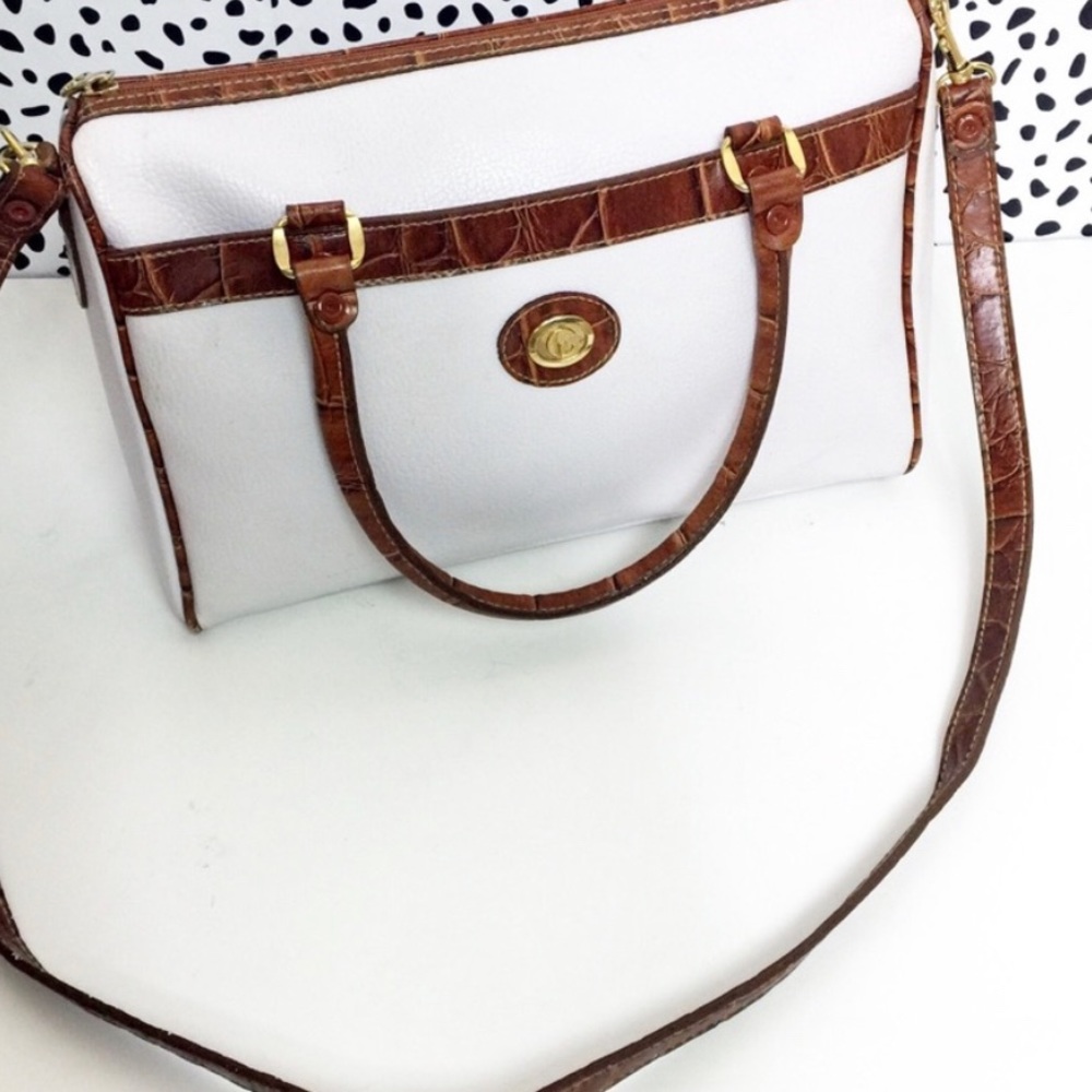 Vintage vegan leather white and brown purse handbag with detachable strap